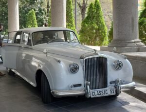 Wedding limo service in Atlanta.