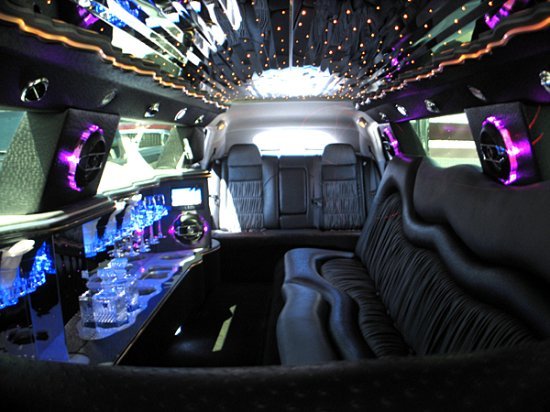 Chrystlerstretchinterior